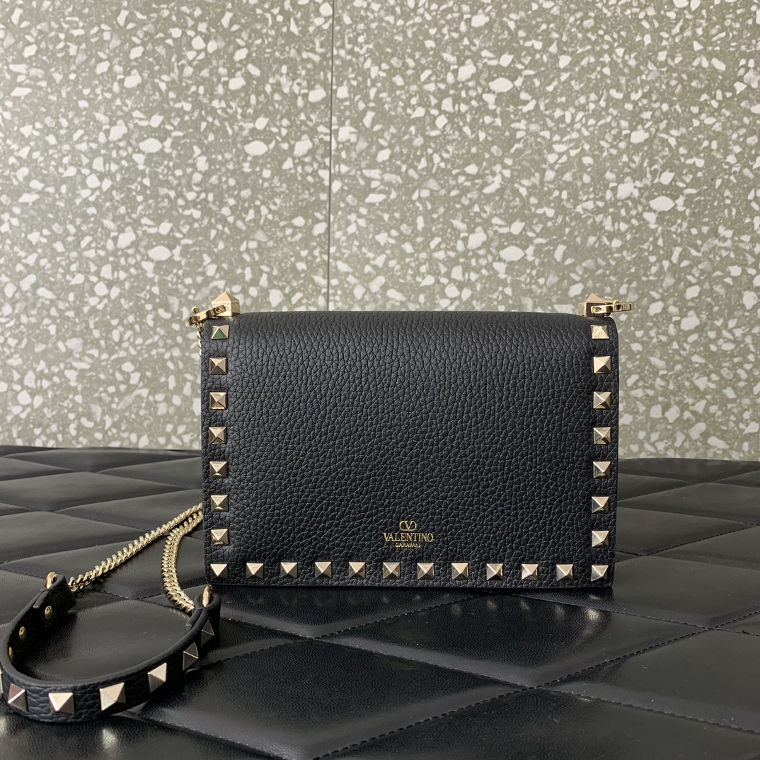 Valentino Garavani Rockstud Small Shoulder Bag in Black Grainy Calfskin